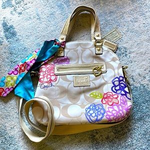 Tan Coach over the shoulder or hand bag purse